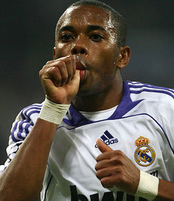 Foto de Robinho dudando