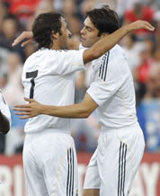 Foto de El Real Madrid golea al Toronto 1-5 en el debut de Kaká y Xabi