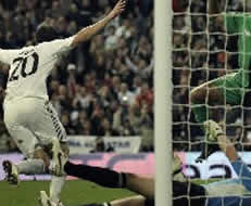 Foto de El Real Madrid vence 1-0 al Racing