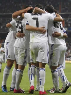 Foto de El Real Madrid aplasta 6-1 al Racing